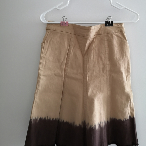 Skirt - Picture 2 of 3